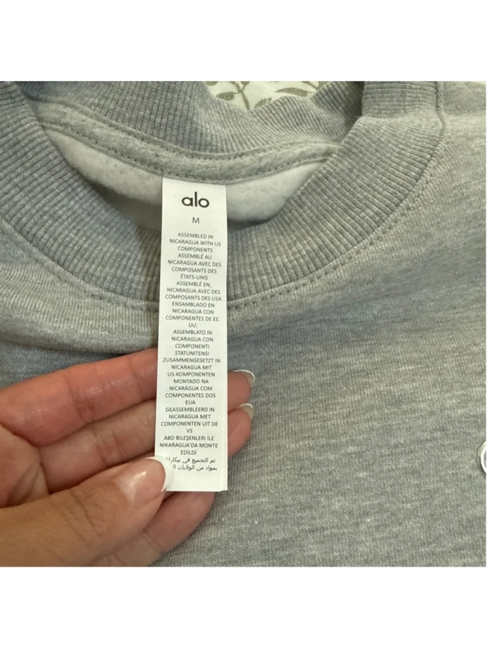 Alo Yoga Accolade Crew Neck Pullover Sweatshirt Grey M